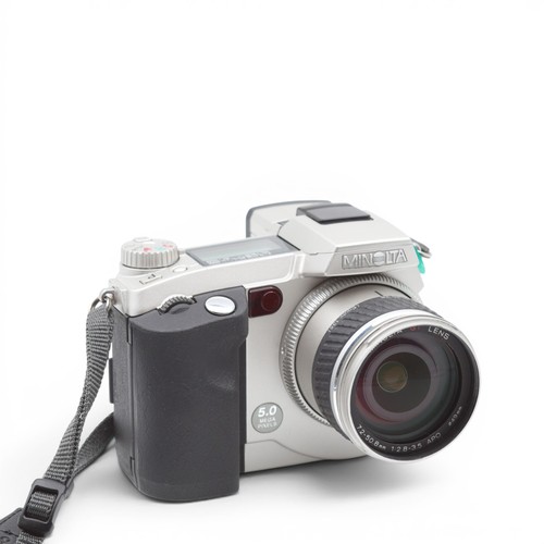 Konica minolta dimage - 7i, gt