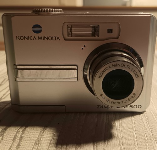 Konica minolta dimage e500 - konica,
