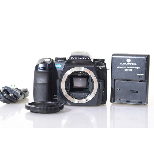 Konica minolta dynax - minolta,