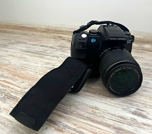 Konica minolta dynax - konica,