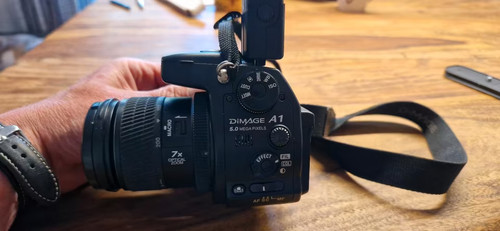 Minolta dimage - minolta,